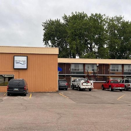Devils Lake Inn By Oyo Near Devils Lake Regional Airport Exterior photo