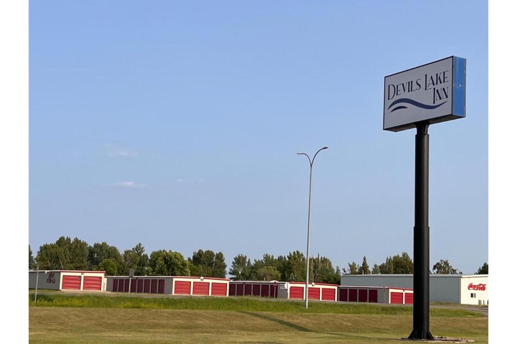Devils Lake Inn By Oyo Near Devils Lake Regional Airport Exterior photo