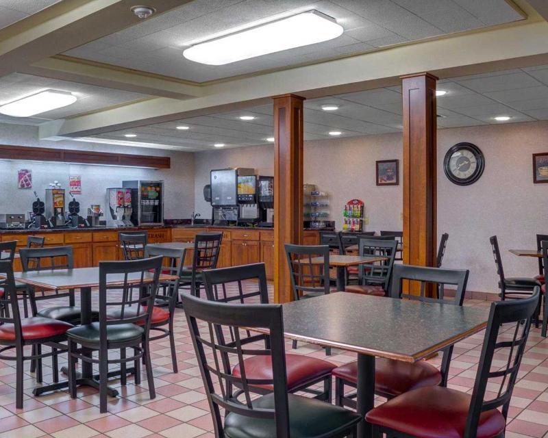 Devils Lake Inn By Oyo Near Devils Lake Regional Airport Exterior photo